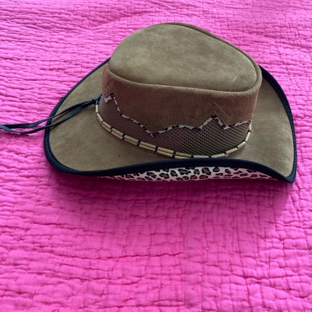Cowboy/cowgirl genuine suede hat, S